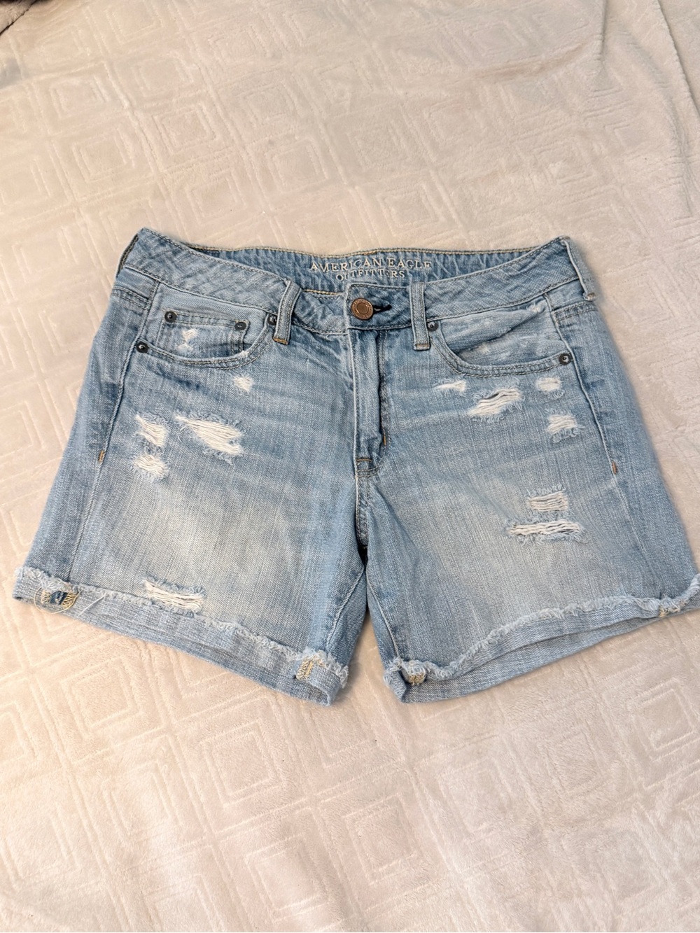 American Eagle Outfitters Light Wash Distressed Denim Shorts - Light Blue